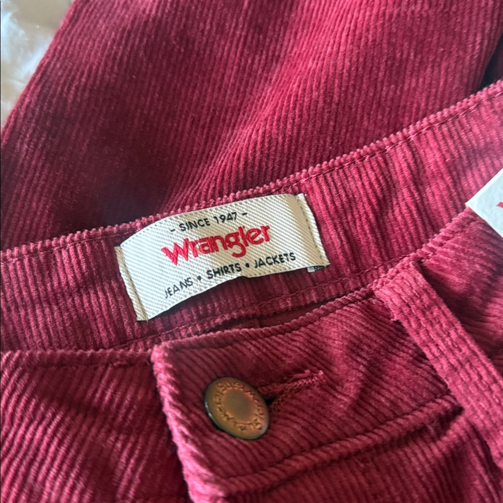 NWT Wrangler Women's High Rise Bold Boot Jean 6/28 In Color Carmine - Picture 10 of 12